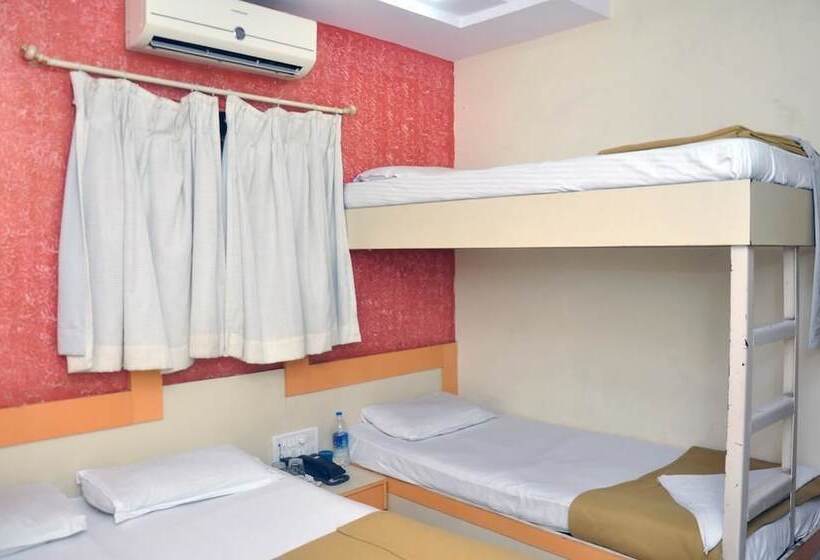 Hotel Balas Residency