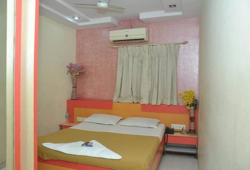 Hotel Balas Residency