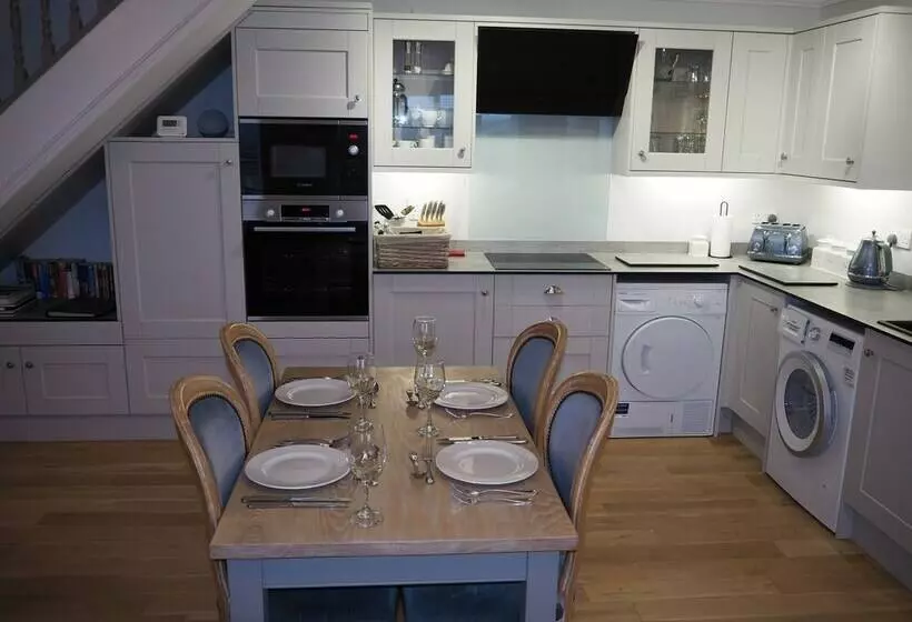 호텔 Duke Of Wellington Inn