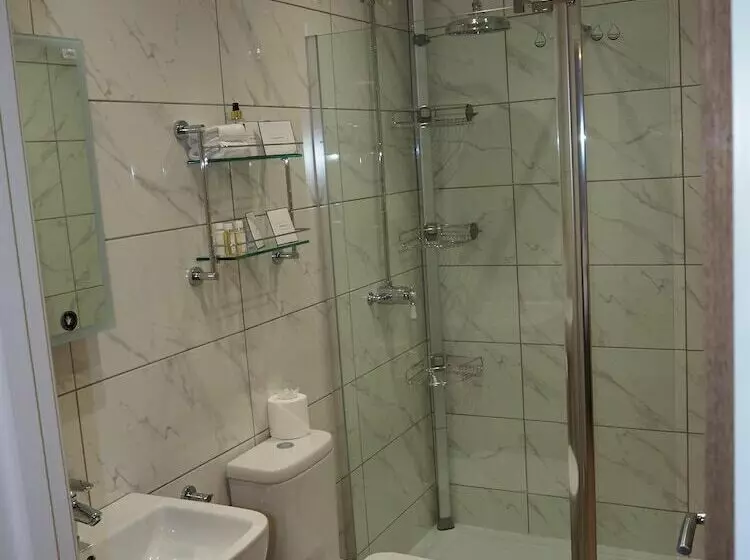 호텔 Duke Of Wellington Inn