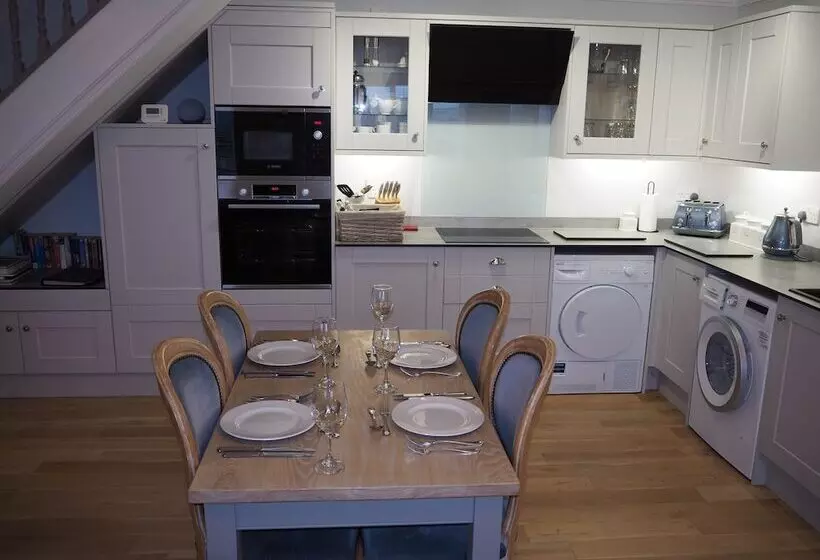 호텔 Duke Of Wellington Inn