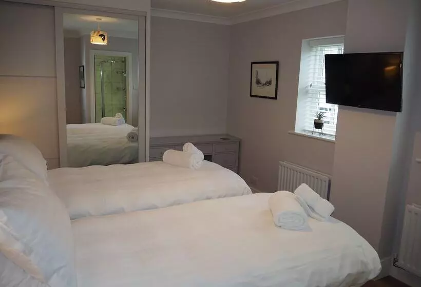 호텔 Duke Of Wellington Inn