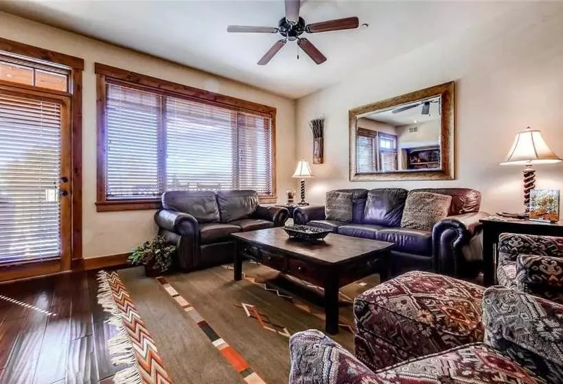 ホテル Emerald Lodge At Trappeaurs Crossing Resort By Resortquest