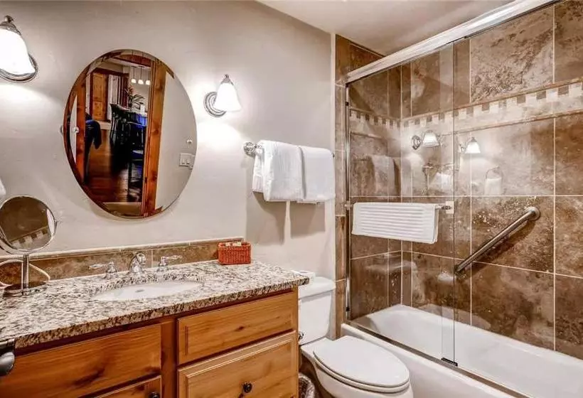 ホテル Emerald Lodge At Trappeaurs Crossing Resort By Resortquest