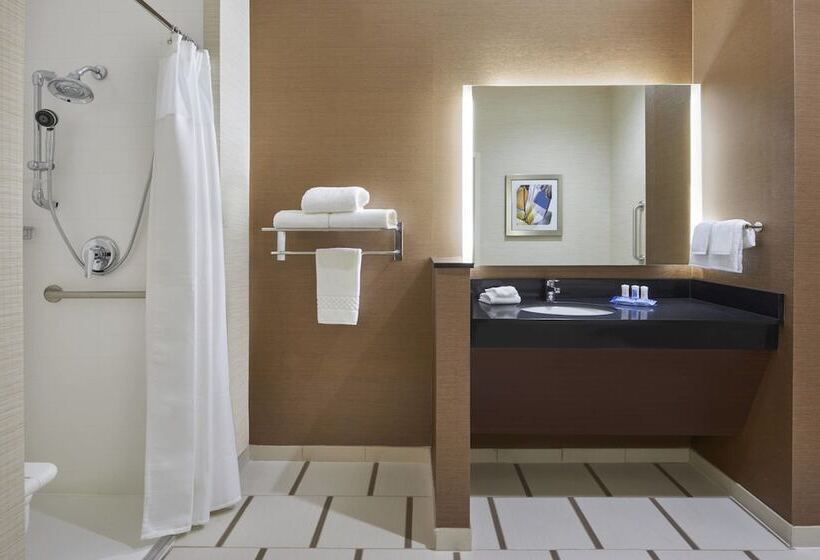 فندق Fairfield By Marriott Niagara Falls