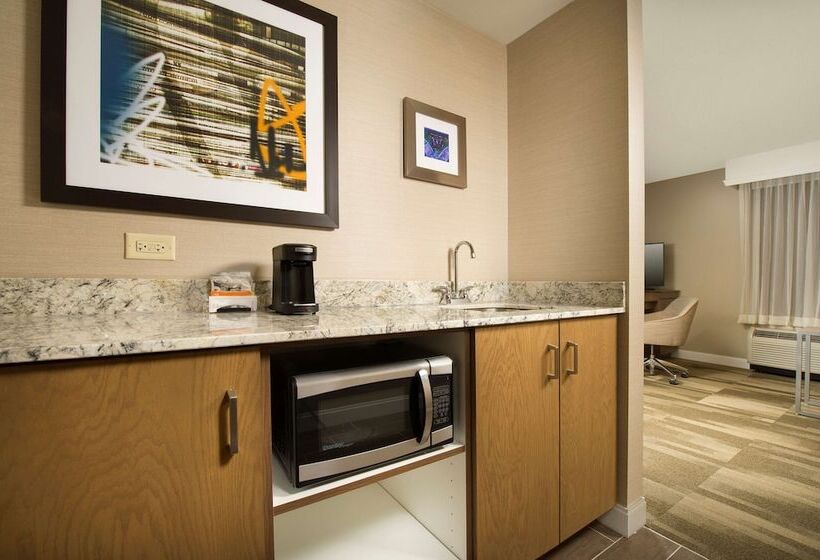 فندق Hampton Inn & Suites Syracuse/carrier Circle