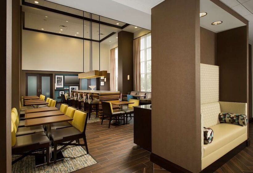 فندق Hampton Inn & Suites Syracuse/carrier Circle