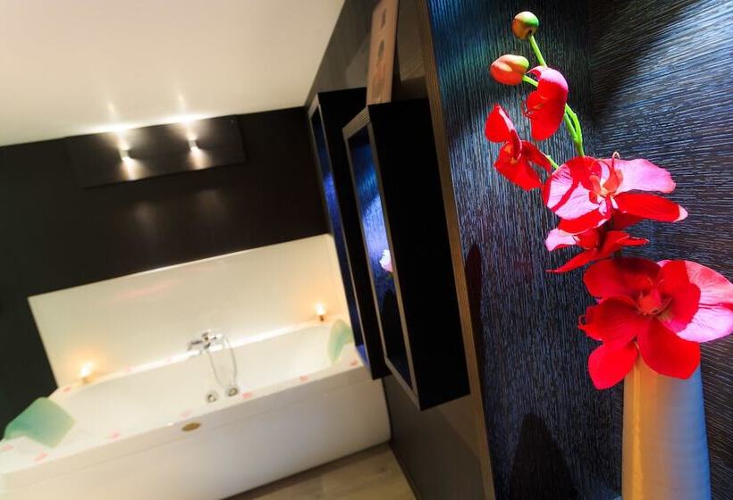 فندق Franthéor Fréjus Campsite