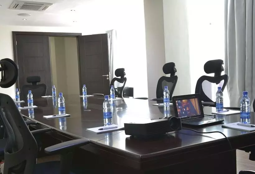 هتل La Maison Royale