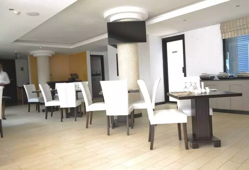 هتل La Maison Royale