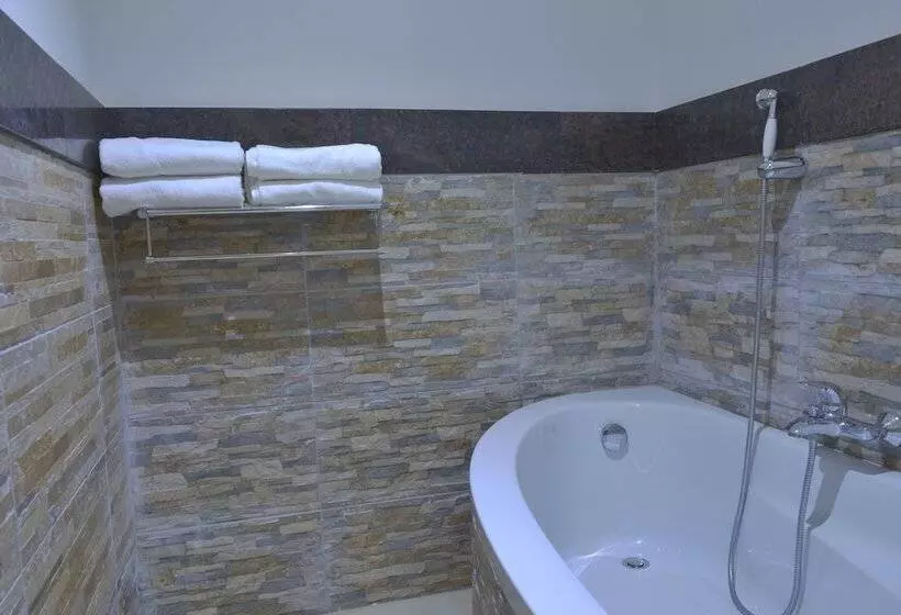 هتل La Maison Royale