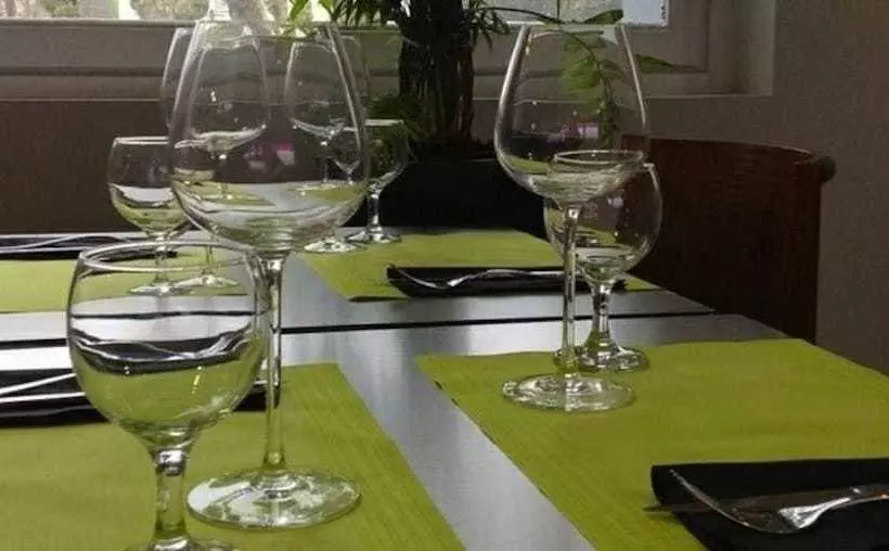 호텔 La Nouvelle Passerelle