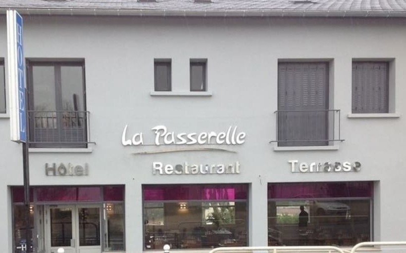 Отель La Nouvelle Passerelle