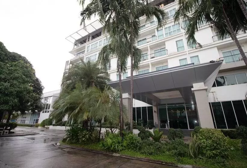 Phavina Hotel Rayong Sha Extra Plus