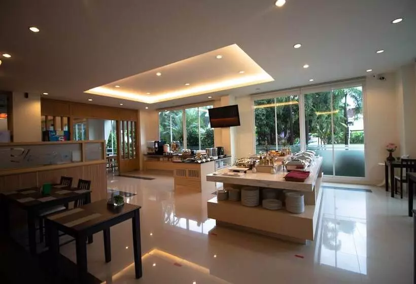 Phavina Hotel Rayong Sha Extra Plus