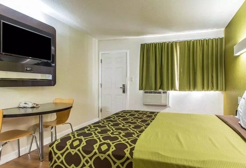 Отель Rodeway Inn Downtown Hanford