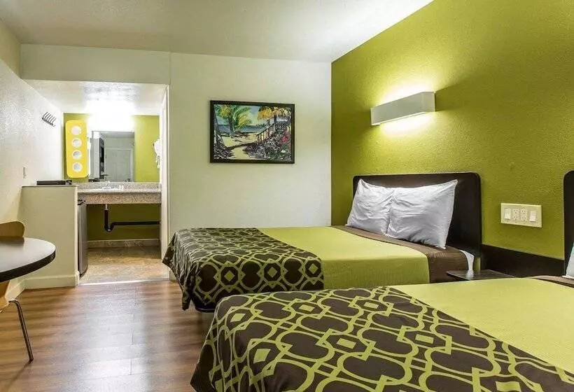 Отель Rodeway Inn Downtown Hanford