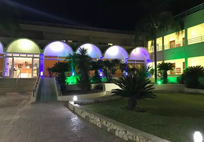 فندق Romantza Mare