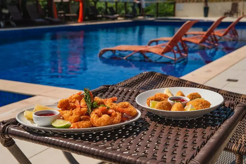 בית מלון כפרי Slaviero Ingleses Convention