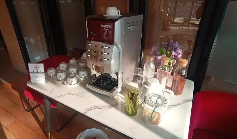 هتل Sriracha Orchid