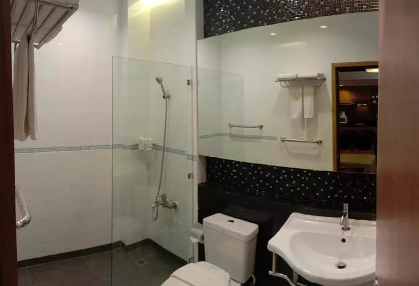 هتل Sriracha Orchid