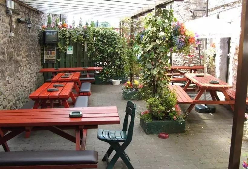 Hotelli The Cross Keys