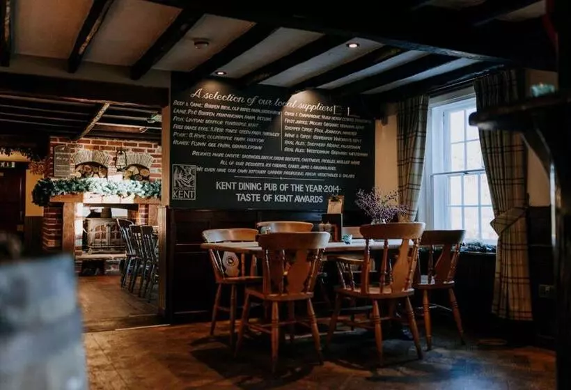 호텔 The Ferry House