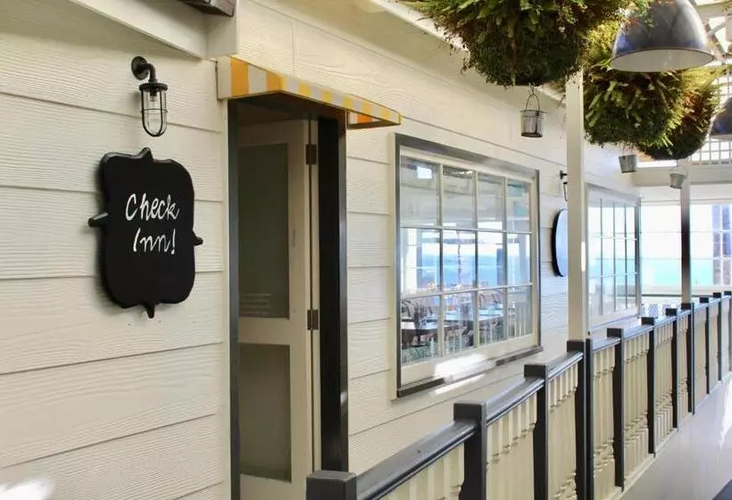 호텔 The Oyster Inn