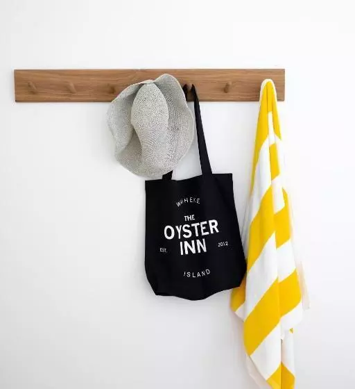 호텔 The Oyster Inn