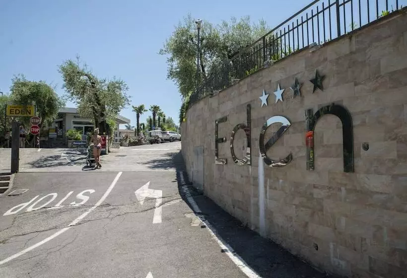 Отель Happy Camp Mobile Homes In Villaggio Turistico Internazionale Eden