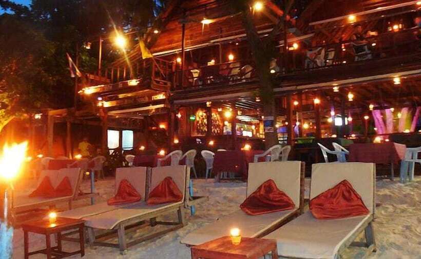 Отель Zanom Sunrise Beach Resort