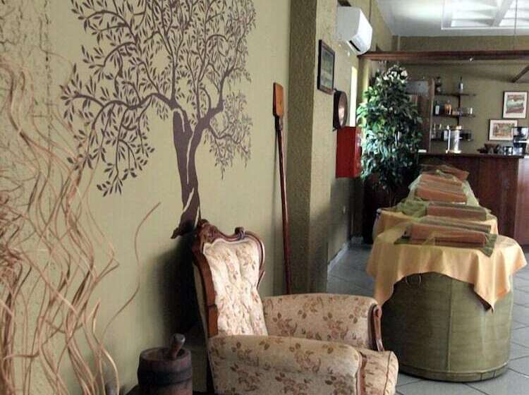 Kleopatra Traditional Hotel Apartments