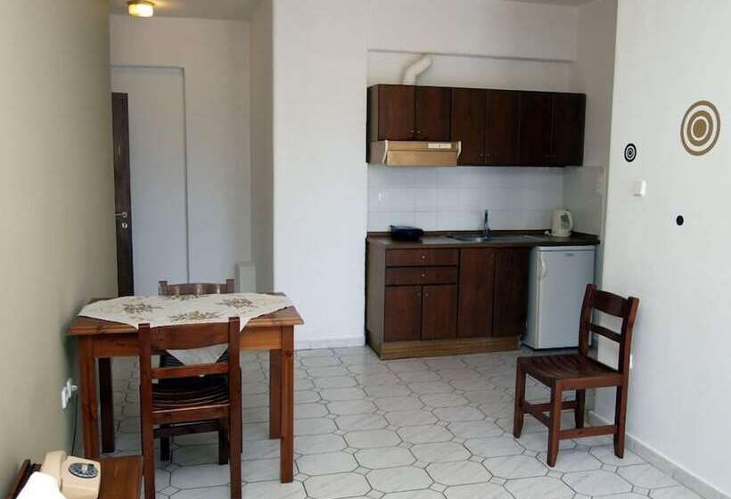 Kleopatra Traditional Hotel Apartments