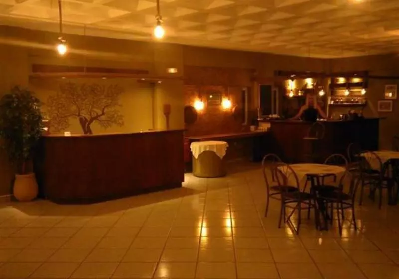 Kleopatra Traditional Hotel Apartments