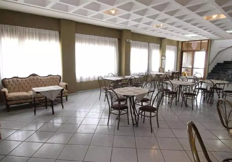 Kleopatra Traditional Hotel Apartments