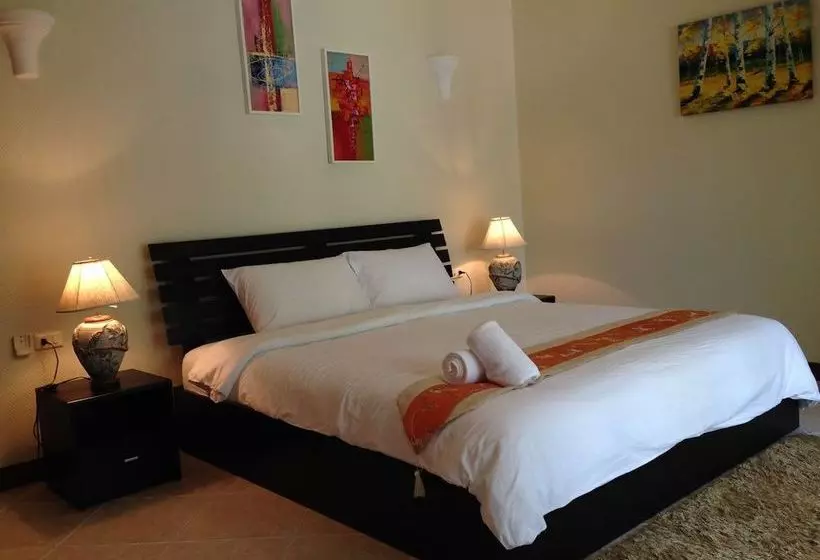 Majestic Residence Pool Villa Pattaya