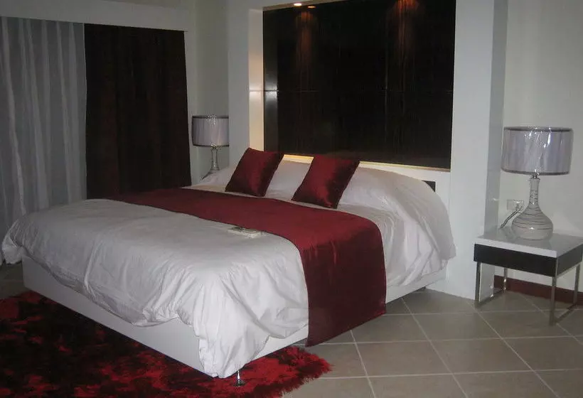 Majestic Residence Pool Villa Pattaya