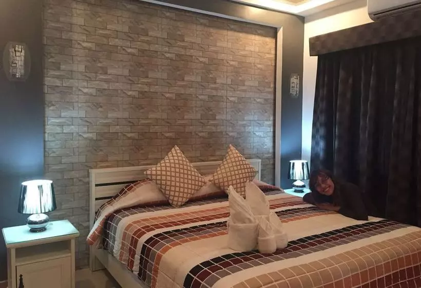 Majestic Residence Pool Villa Pattaya