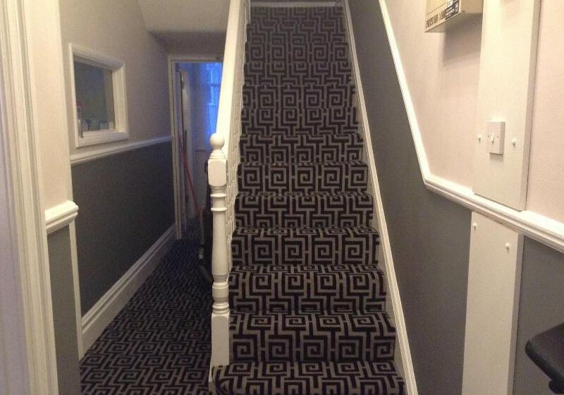 ペンション Cassandra Guest House