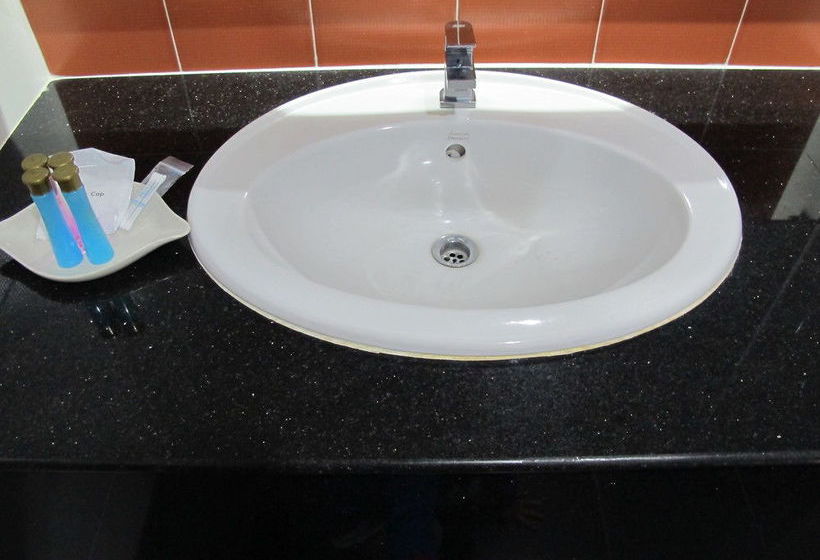 בית מלון כפרי Sabai@chiang Saen