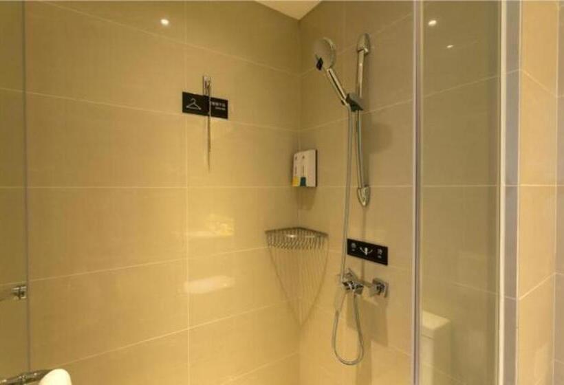 فندق City Comfort Inn Xinfeng High Speed Railway West Station Yingbin Avenue