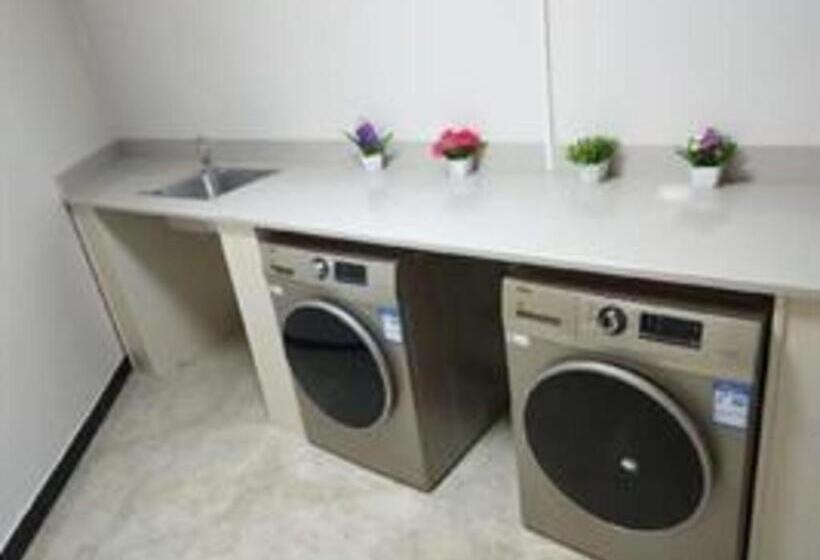 فندق City Comfort Inn Xinfeng High Speed Railway West Station Yingbin Avenue