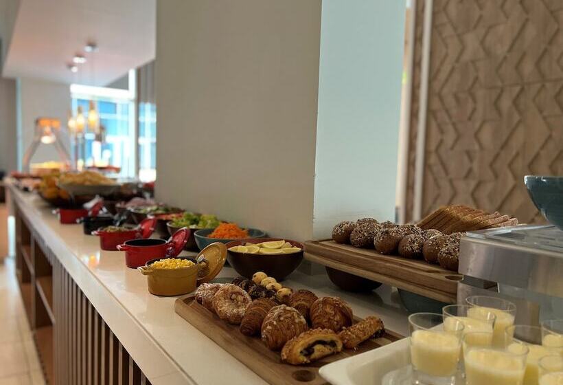 酒店 Element Dubai Airport