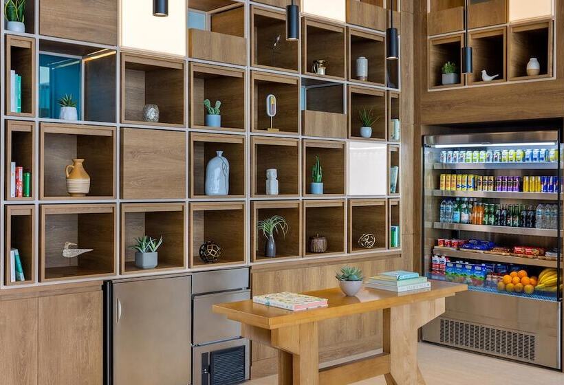 酒店 Element Dubai Airport