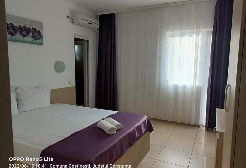 Pensjonat Casa Mevas