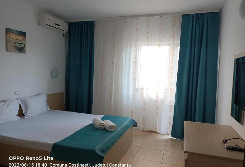 Pensjonat Casa Mevas