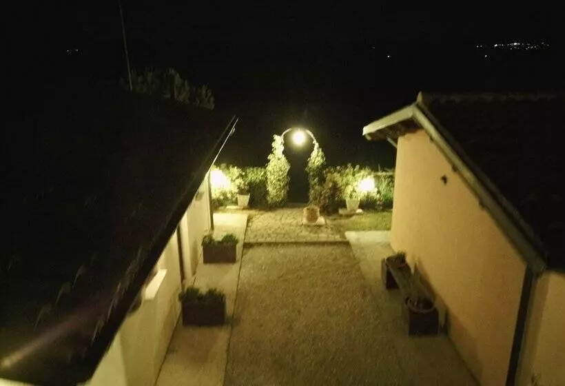 ホテル Agriturismo Santa Croce