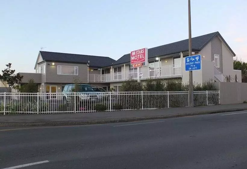 101 Stars Motel
