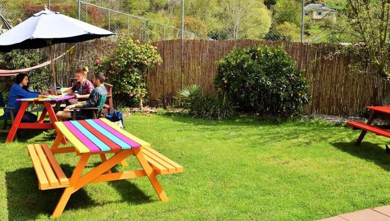 فندق صغير The Bug Backpackers