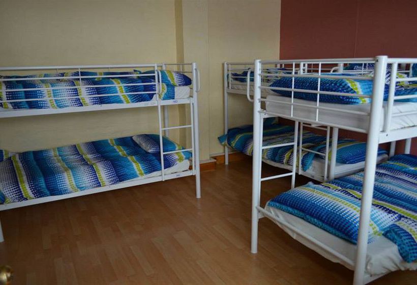 فندق صغير Wombat Backpackers